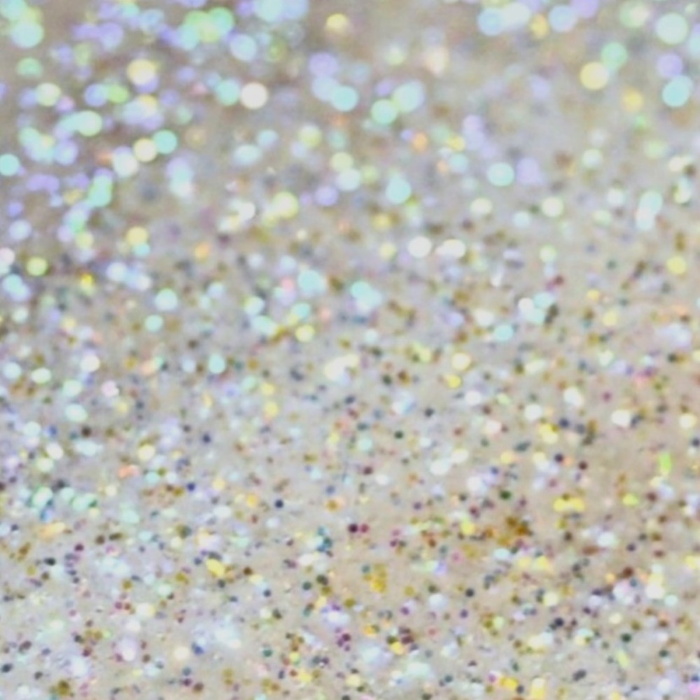 Meet your Posher, Hilary